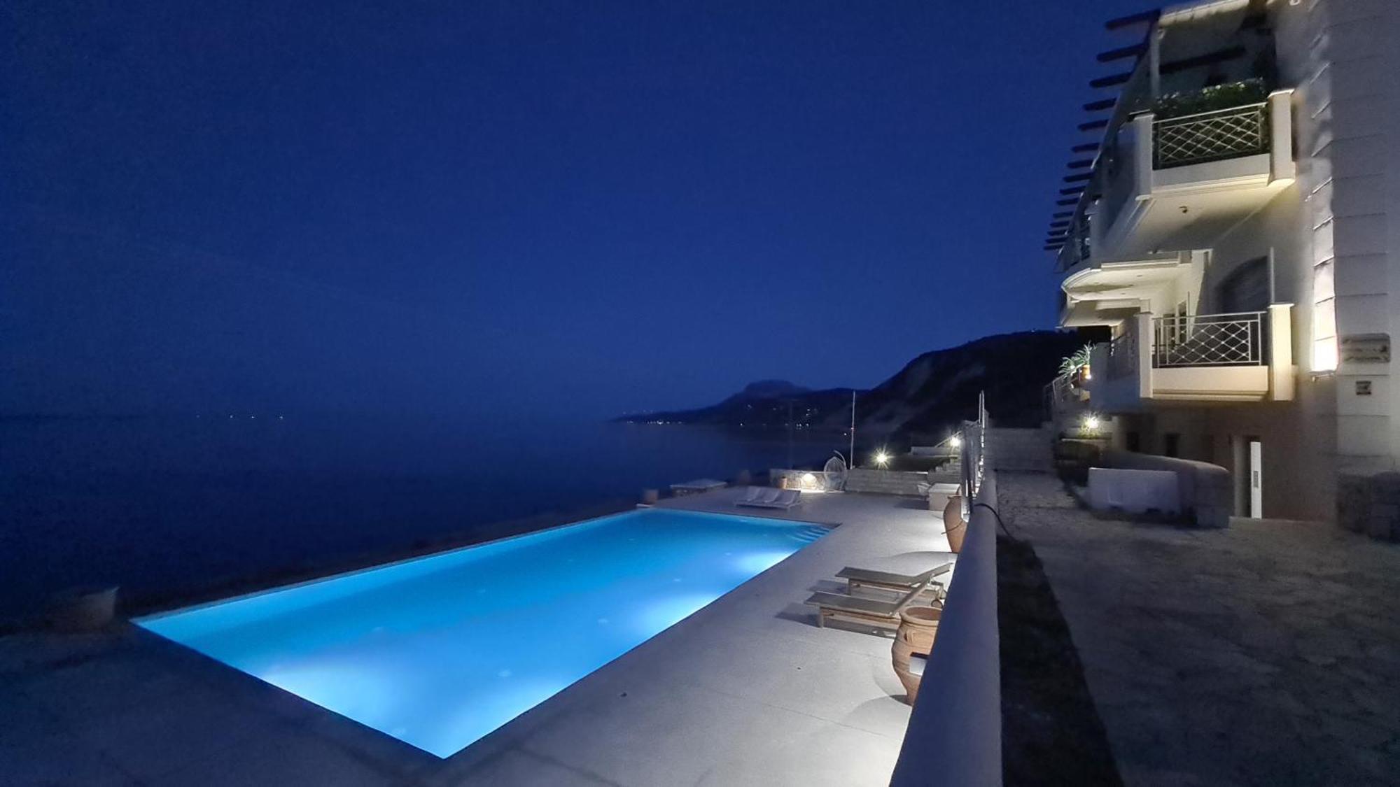 Villa Serafeim キミ エクステリア 写真