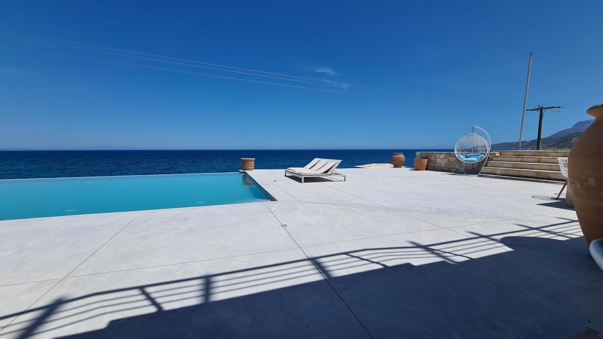 Villa Serafeim キミ エクステリア 写真