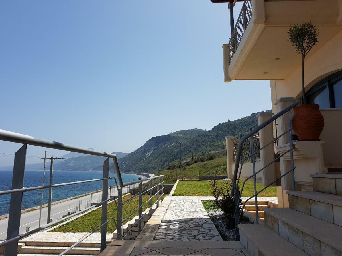 Villa Serafeim キミ エクステリア 写真